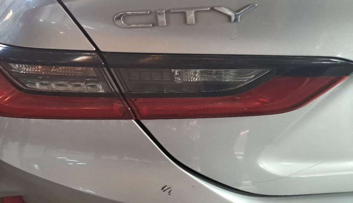 2020 Honda City 1.5L I-VTEC ZX CVT, Petrol, Automatic, 53,369 km, Left tail light - Minor scratches