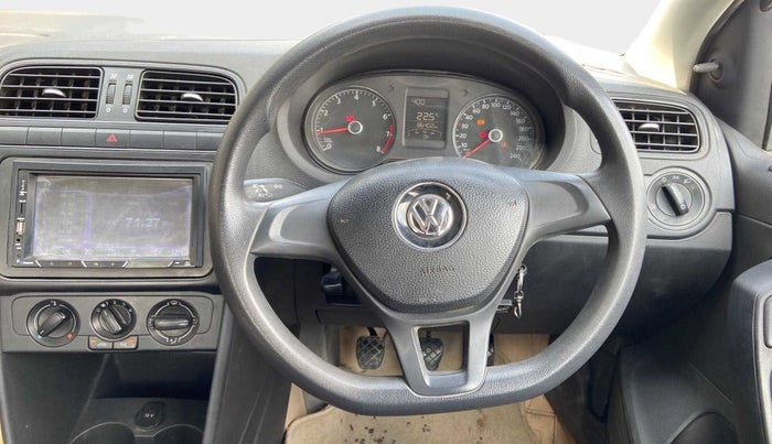 2018 Volkswagen Ameo TRENDLINE 1.0L, Petrol, Manual, 86,419 km, Steering Wheel Close Up