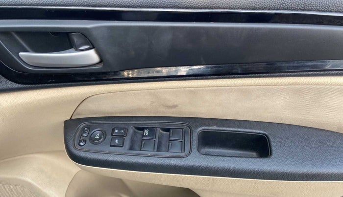 2018 Honda Amaze 1.2L I-VTEC S, Petrol, Manual, 69,110 km, Driver Side Door Panels Control