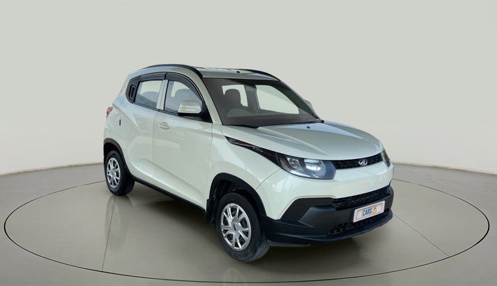 2017 Mahindra Kuv100 K4 6 STR, Petrol, Manual, 82,788 km, Right Front Diagonal