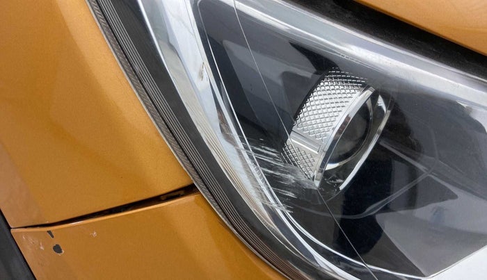 2019 Renault TRIBER RXL MT, Petrol, Manual, 33,392 km, Right headlight - Minor scratches