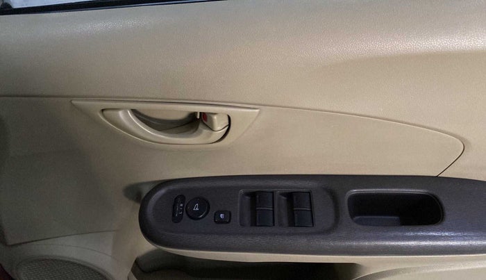 2013 Honda Amaze 1.2L I-VTEC S, Petrol, Manual, 52,092 km, Driver Side Door Panels Control