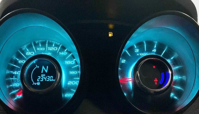 2019 Mahindra XUV500 W5, Diesel, Manual, 23,439 km, Odometer Image