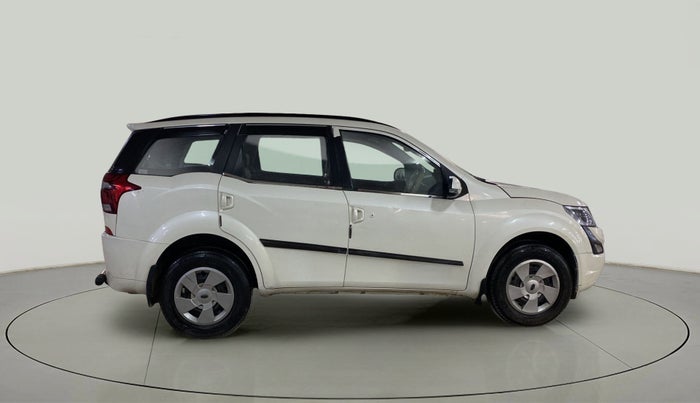 2019 Mahindra XUV500 W5, Diesel, Manual, 23,439 km, Right Side View