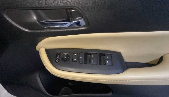 2020 Honda City 1.5L I-VTEC ZX, Petrol, Manual, 52,472 km, Driver Side Door Panels Control