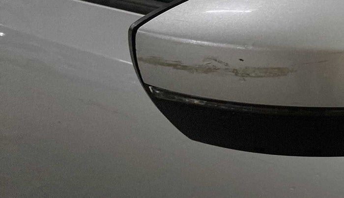 2016 Volkswagen Ameo TRENDLINE 1.2L, Petrol, Manual, 86,107 km, Right rear-view mirror - Minor scratches