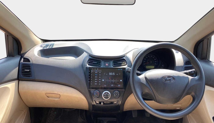 2013 Hyundai Eon ERA +, Petrol, Manual, 77,383 km, Dashboard