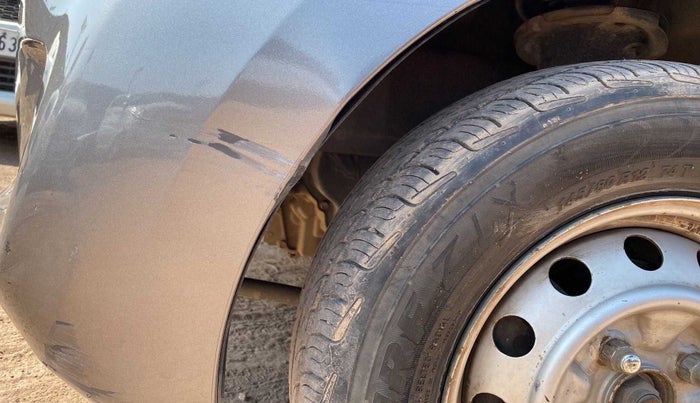 2013 Hyundai Eon ERA +, Petrol, Manual, 77,383 km, Front bumper - Minor scratches