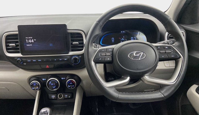 2022 Hyundai VENUE SX (O) 1.5 CRDI, Diesel, Manual, 24,293 km, Steering Wheel Close Up