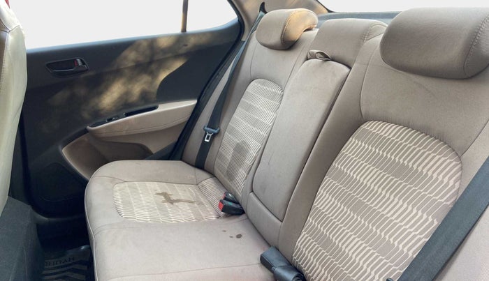 2018 Hyundai Xcent S 1.2, Petrol, Manual, 85,533 km, Right Side Rear Door Cabin