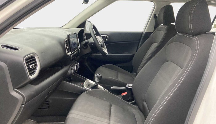 2019 Hyundai VENUE SX PLUS 1.0 TURBO DCT, Petrol, Automatic, 38,203 km, Right Side Front Door Cabin