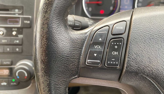 2010 Honda CRV 2.4L 2WD MT, Petrol, Manual, 60,143 km, Steering wheel - Sound system control not functional