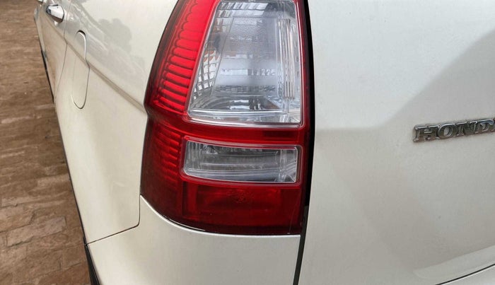 2010 Honda CRV 2.4L 2WD MT, Petrol, Manual, 60,143 km, Left tail light - Minor scratches