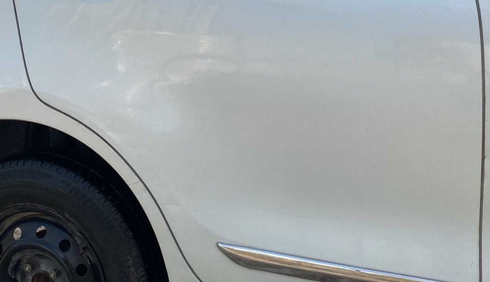 2018 Maruti Dzire VDI, Diesel, Manual, 89,058 km, Right rear door - Slightly dented