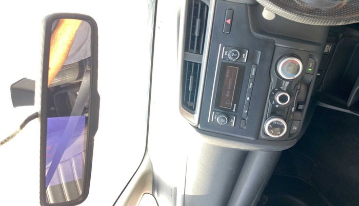 2019 Honda WR-V 1.2L I-VTEC EDGE EDITION, Petrol, Manual, 37,200 km, AC Unit - Directional switch has minor damage