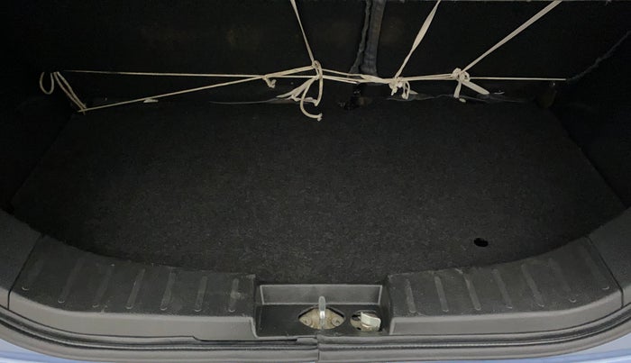 2017 Maruti Wagon R 1.0 VXI AMT, Petrol, Automatic, 53,736 km, Boot Inside