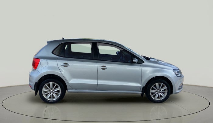2016 Volkswagen Polo HIGHLINE1.2L, Petrol, Manual, 50,053 km, Right Side View