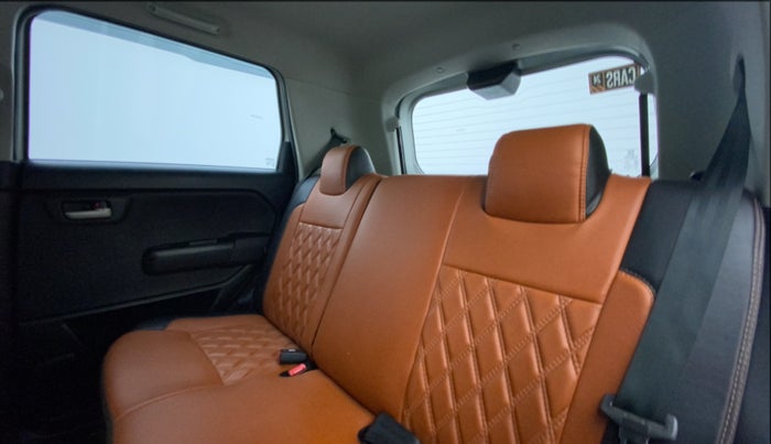 2021 Maruti New Wagon-R ZXI 1.2, Petrol, Manual, 46,060 km, Right Side Rear Door Cabin
