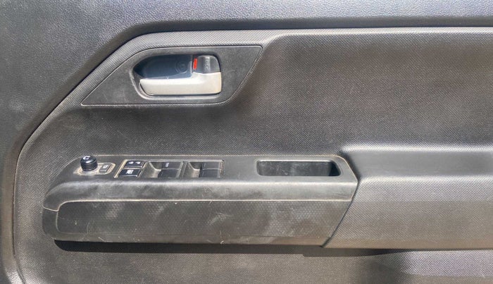 2021 Maruti New Wagon-R ZXI 1.2, Petrol, Manual, 19,332 km, Driver Side Door Panels Control