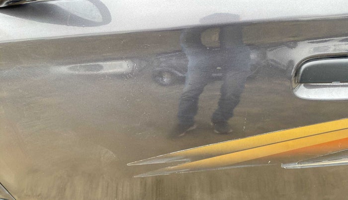 2015 Maruti Alto 800 LXI, Petrol, Manual, 77,312 km, Front passenger door - Slightly dented