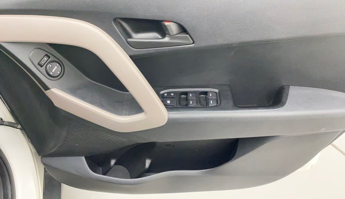 2018 Hyundai Creta E PLUS 1.6 PETROL, Petrol, Manual, 1,14,536 km, Driver Side Door Panels Control