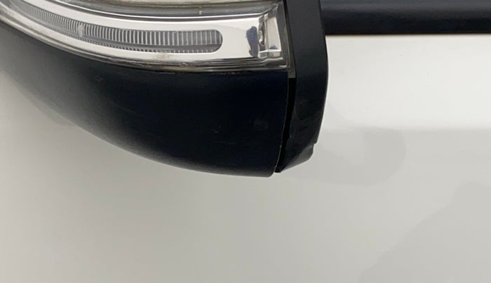 2018 Hyundai Creta E PLUS 1.6 PETROL, Petrol, Manual, 1,14,721 km, Left rear-view mirror - Cover has minor damage