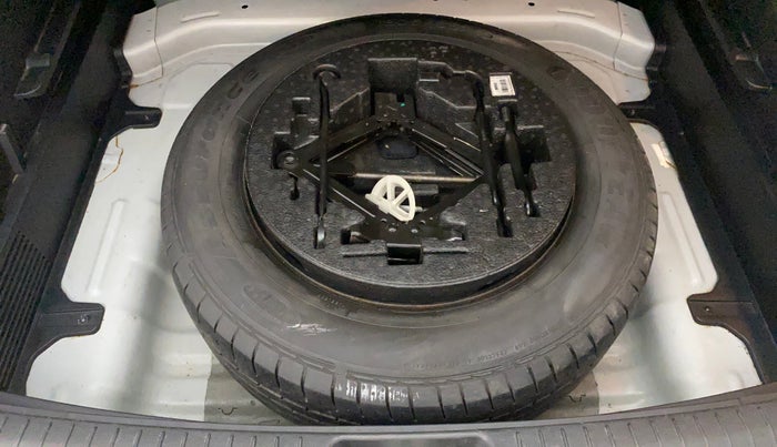 2018 Hyundai Creta E PLUS 1.6 PETROL, Petrol, Manual, 1,14,721 km, Spare Tyre