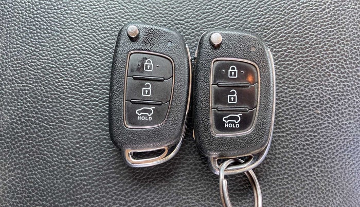 2017 Hyundai Creta SX 1.6 DIESEL, Diesel, Manual, 81,659 km, Key Close Up