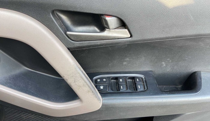 2017 Hyundai Creta SX 1.6 DIESEL, Diesel, Manual, 81,659 km, Driver Side Door Panels Control