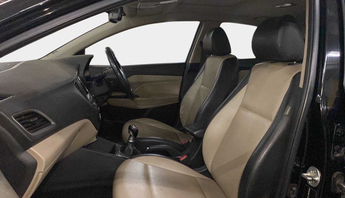 2018 Hyundai Verna 1.6 VTVT SX O, Petrol, Manual, 69,937 km, Right Side Front Door Cabin