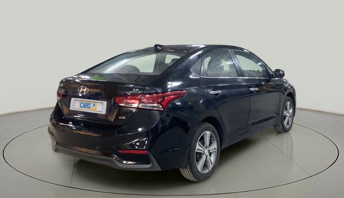 2018 Hyundai Verna 1.6 VTVT SX O, Petrol, Manual, 69,937 km, Right Back Diagonal