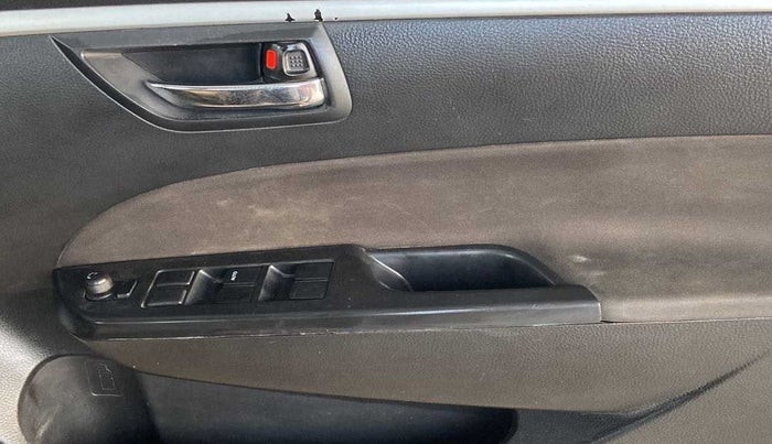 2014 Maruti Swift VXI, Petrol, Manual, 84,651 km, Driver Side Door Panels Control