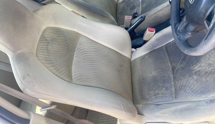 2014 Honda Amaze 1.2L I-VTEC VX, Petrol, Manual, 84,174 km, Driver seat - Cover slightly stained
