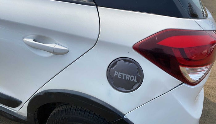 2015 Hyundai i20 Active 1.2 BASE, Petrol, Manual, 77,392 km, Left quarter panel - Slightly dented