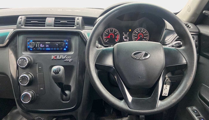 2018 Mahindra KUV 100 NXT K2+ P 6 STR, Petrol, Manual, 28,356 km, Steering Wheel Close Up