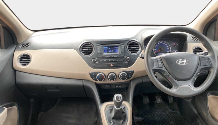 2015 Hyundai Grand i10 SPORTZ 1.2 KAPPA VTVT, Petrol, Manual, 24,918 km, Dashboard