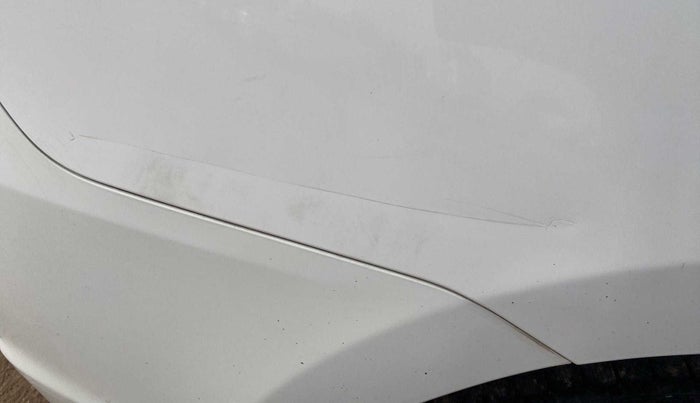 2014 Hyundai Xcent S (O) 1.2, Petrol, Manual, 86,824 km, Right quarter panel - Minor scratches