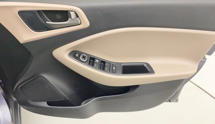 2017 Hyundai Elite i20 SPORTZ 1.2, Petrol, Manual, 28,088 km, Driver Side Door Panels Control