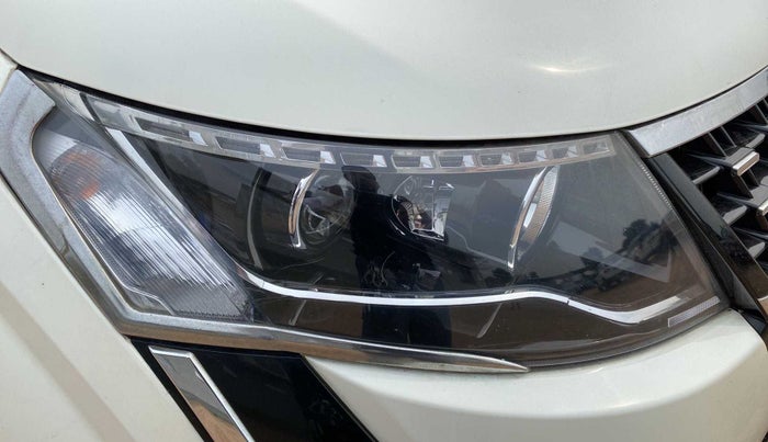 2019 Mahindra XUV500 W9, Diesel, Manual, 59,793 km, Right headlight - Cornering lights not working