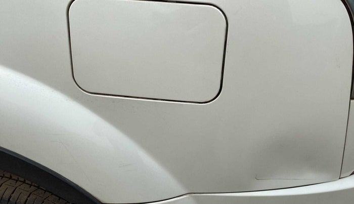 2019 Mahindra XUV500 W9, Diesel, Manual, 59,793 km, Left quarter panel - Slightly dented