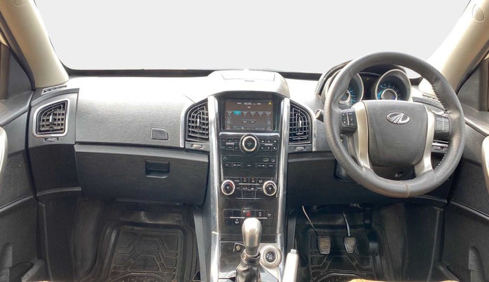 2019 Mahindra XUV500 W9, Diesel, Manual, 59,793 km, Dashboard