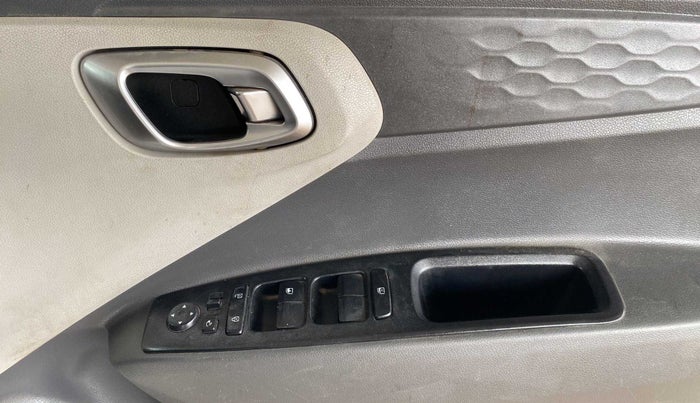 2021 Hyundai GRAND I10 NIOS SPORTZ 1.2 KAPPA VTVT, Petrol, Manual, 33,212 km, Driver Side Door Panels Control