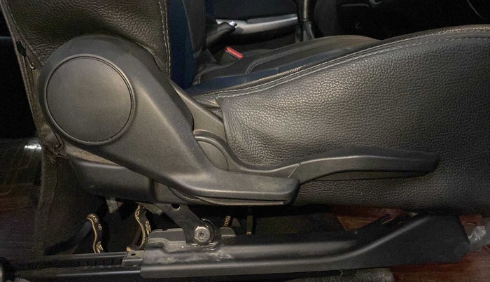 2021 Toyota Glanza G, Petrol, Manual, 69,620 km, Driver Side Adjustment Panel