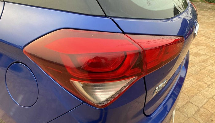 2014 Hyundai Elite i20 MAGNA 1.2, Petrol, Manual, 19,475 km, Left tail light - Minor scratches