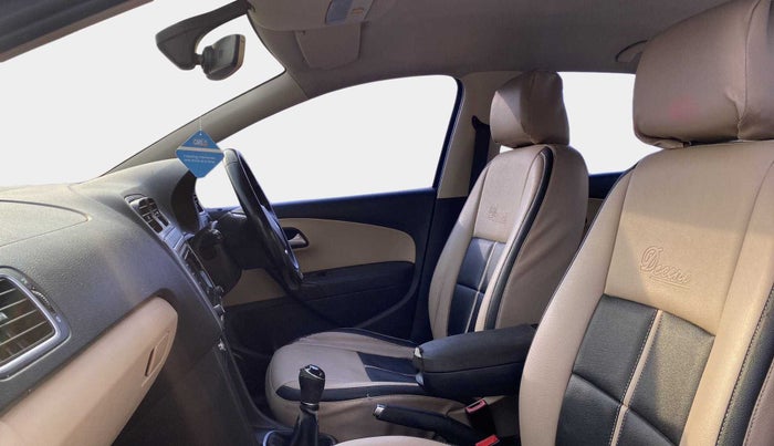 2016 Volkswagen Ameo HIGHLINE1.2L, Petrol, Manual, 76,913 km, Right Side Front Door Cabin