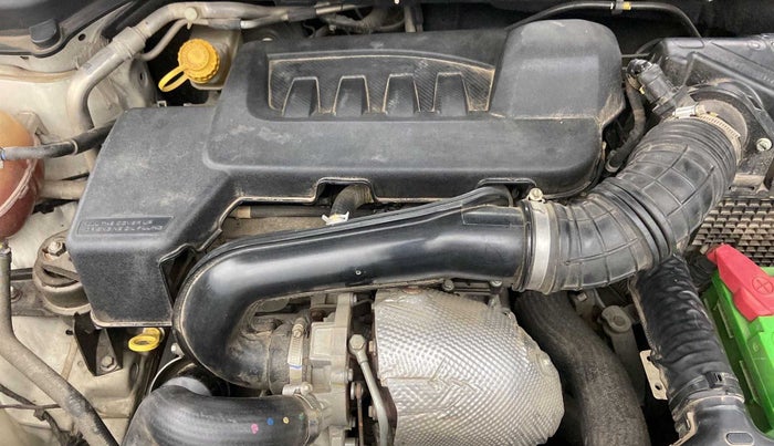 2019 Mahindra XUV300 W6 1.5 DIESEL, Diesel, Manual, 62,238 km, Open Bonet