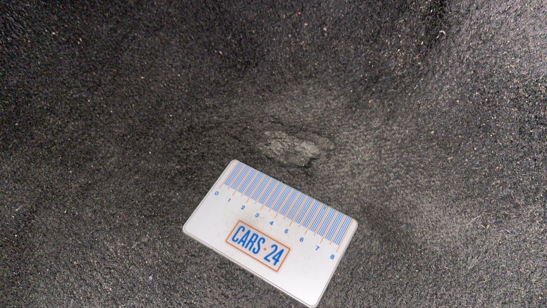 Floors / Carpets Tear