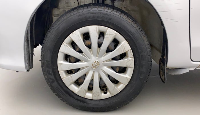2017 Toyota Etios Liva G, Petrol, Manual, 50,222 km, Left Front Wheel