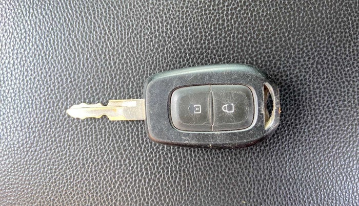 2019 Datsun Redi Go S 1.0 AMT, Petrol, Automatic, 37,337 km, Key Close Up
