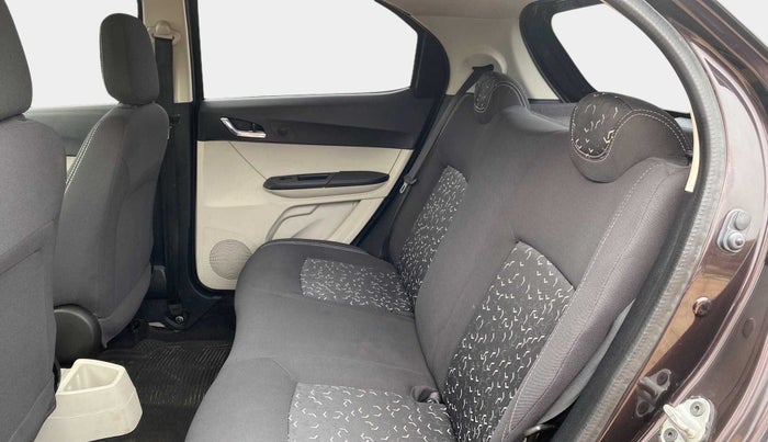 2022 Tata Tiago XZ PLUS CNG, CNG, Manual, 16,803 km, Right Side Rear Door Cabin